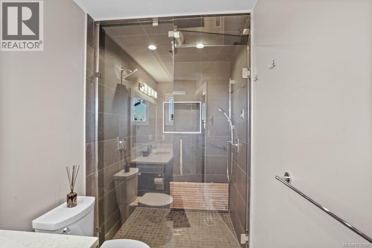 4255 Pullet Pl, Saanich, British Columbia  V8X 2N3 - Photo 39 - 1032906