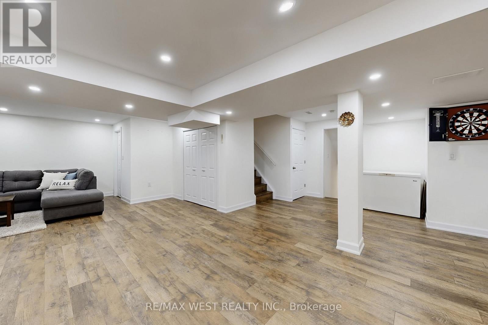 303 King Street E, East Gwillimbury, Ontario  L0G 1M0 - Photo 27 - N12977010