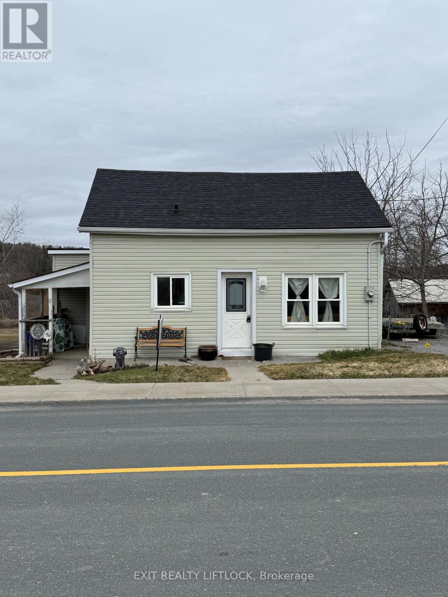 17 Banta Road, Trent Hills, Ontario  K0K 3K0 - Photo 1 - X12865632