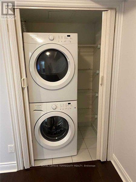 1806 - 28 Ted Rogers Way, Toronto, Ontario  M4Y 2J4 - Photo 21 - C13024960