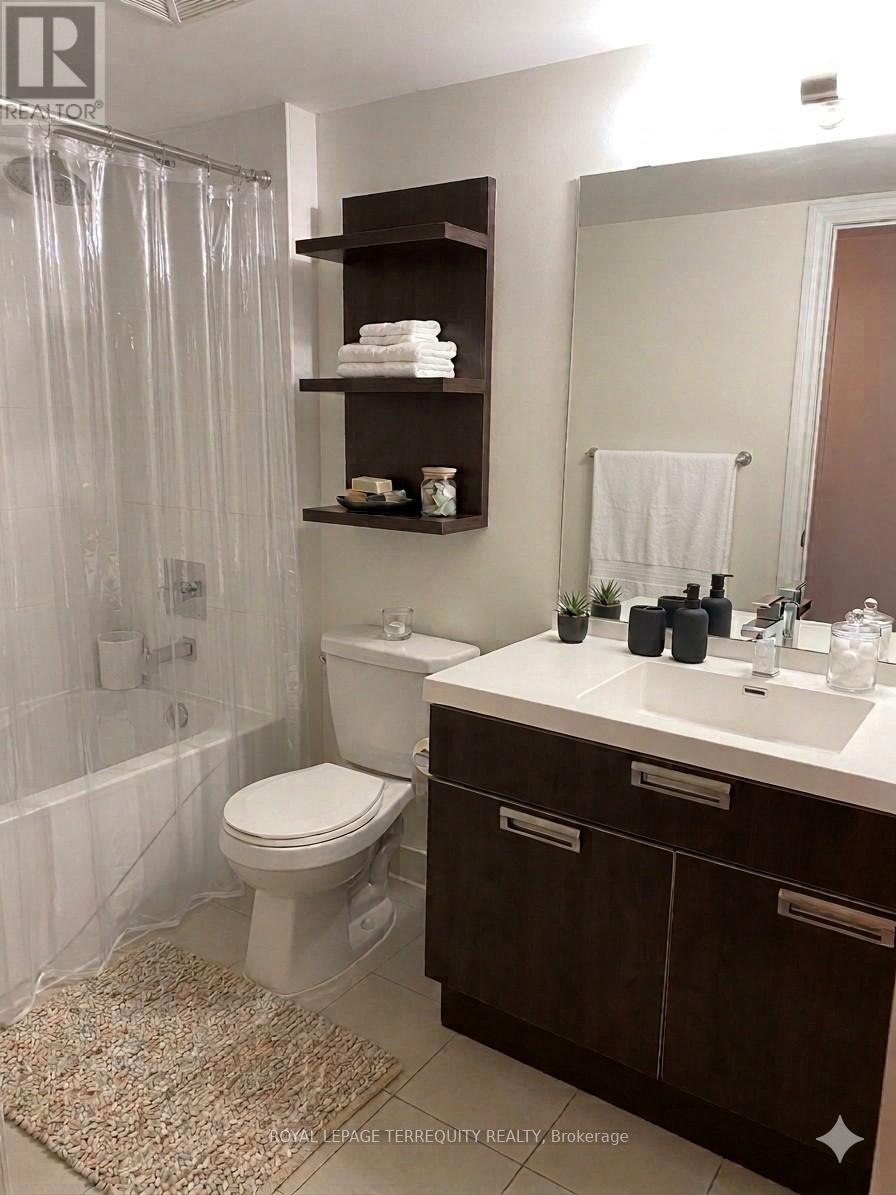 1806 - 28 Ted Rogers Way, Toronto, Ontario  M4Y 2J4 - Photo 19 - C13024960