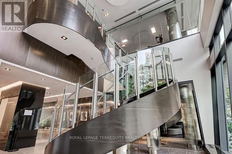 1806 - 28 Ted Rogers Way, Toronto, Ontario  M4Y 2J4 - Photo 27 - C13024960