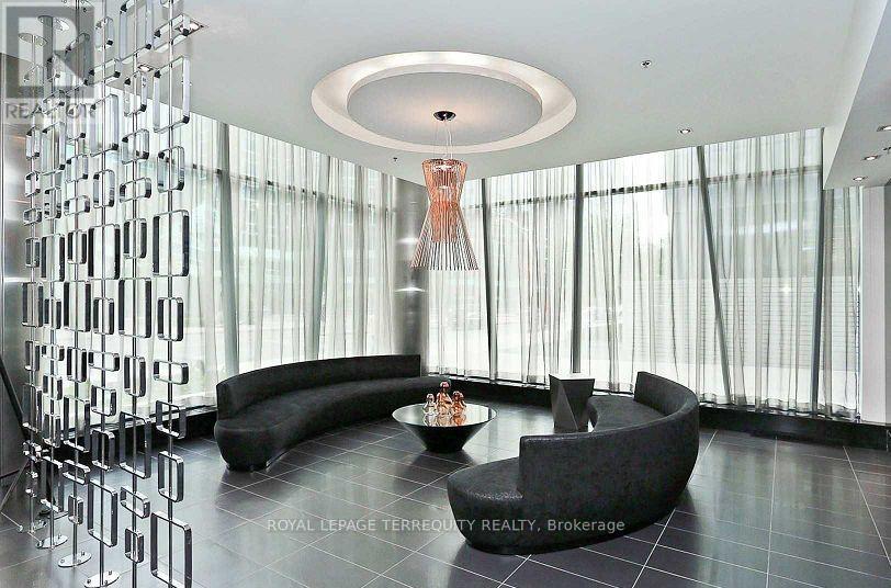 1806 - 28 Ted Rogers Way, Toronto, Ontario  M4Y 2J4 - Photo 28 - C13024960