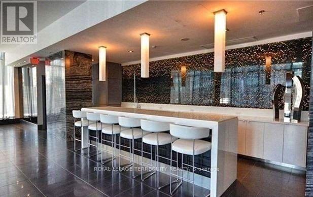 1806 - 28 Ted Rogers Way, Toronto, Ontario  M4Y 2J4 - Photo 31 - C13024960