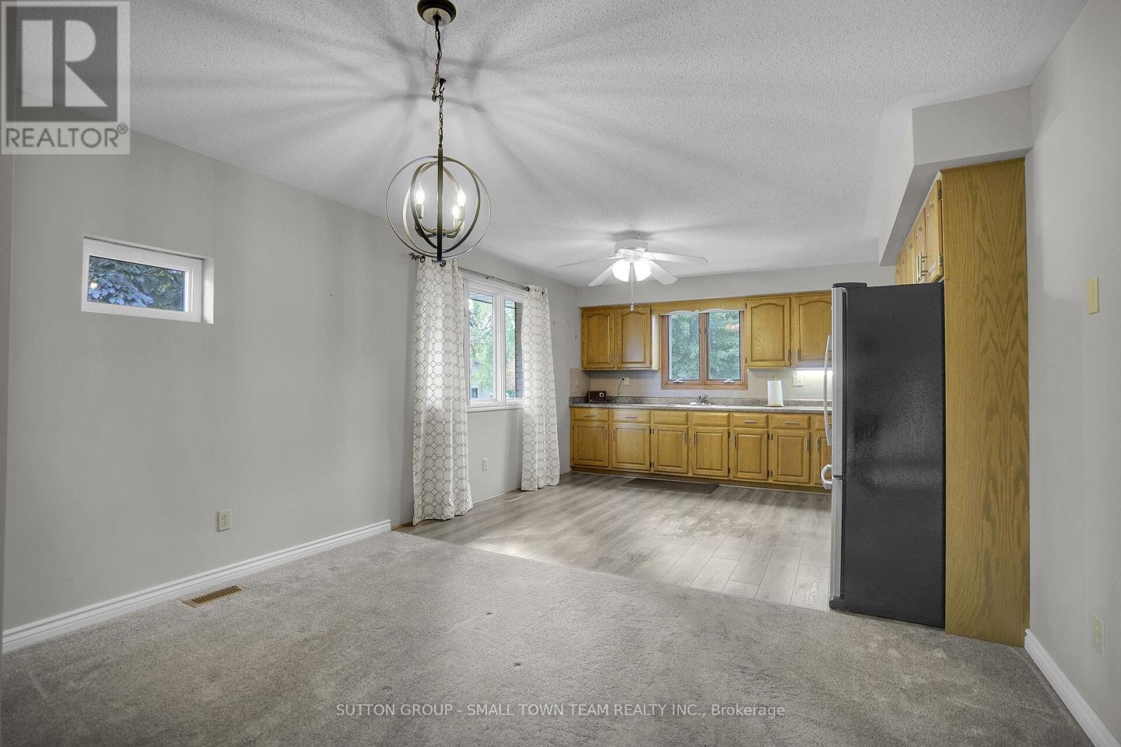 110 John Street W, South Huron, Ontario  N0M 1S2 - Photo 10 - X12473364