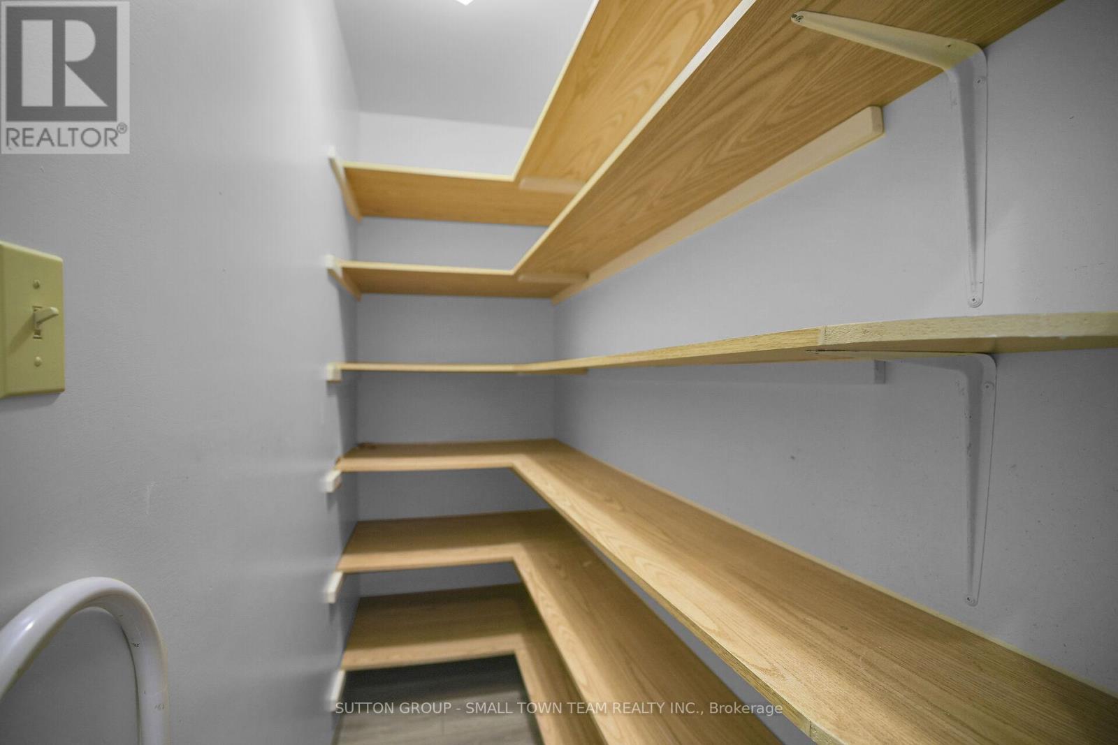 110 John Street W, South Huron, Ontario  N0M 1S2 - Photo 15 - X12473364