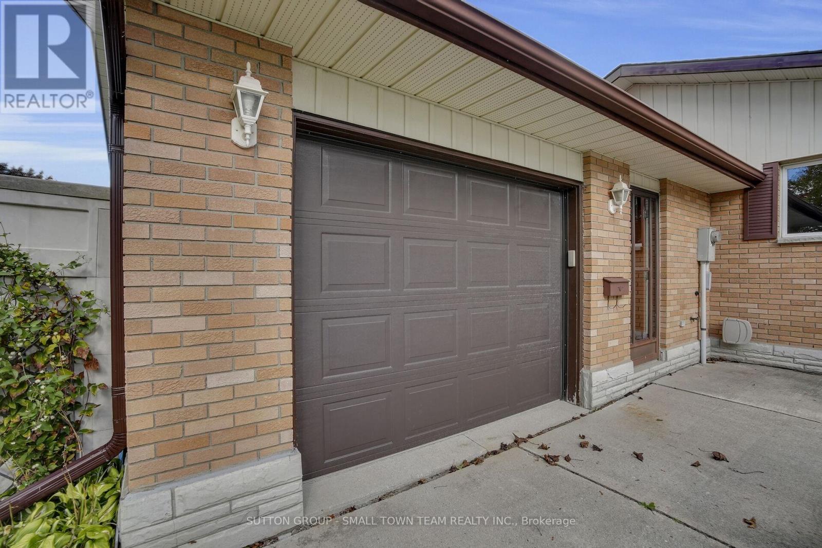 110 John Street W, South Huron, Ontario  N0M 1S2 - Photo 4 - X12473364