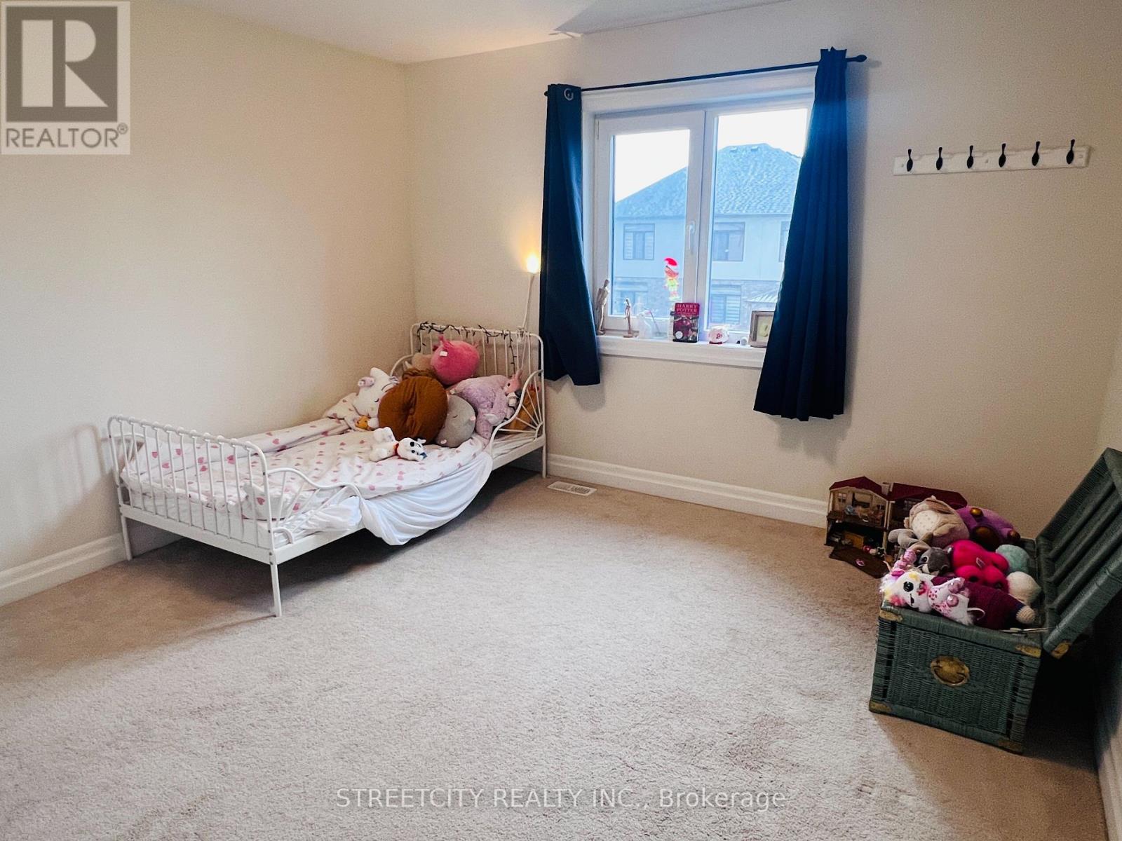 878 Zaifman Circle, London North, Ontario  N5X 0M9 - Photo 19 - X13024390