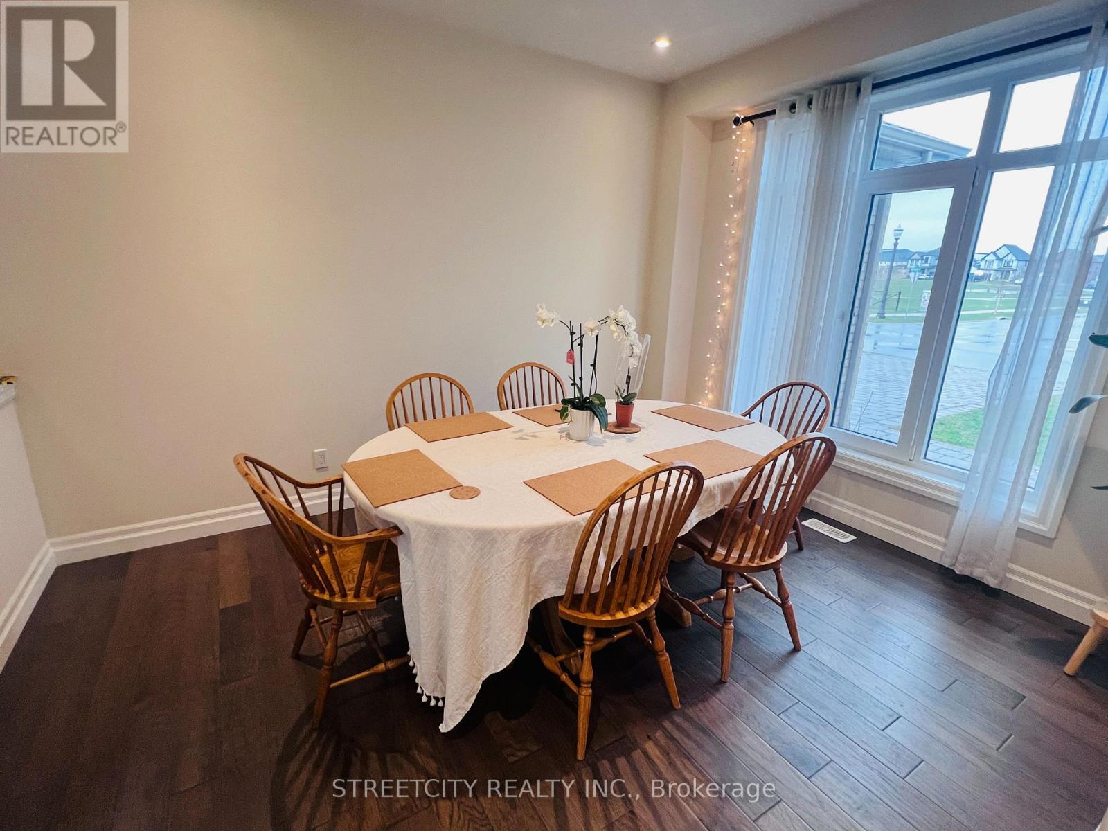 878 Zaifman Circle, London North, Ontario  N5X 0M9 - Photo 7 - X13024390