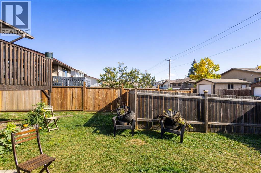 49 Castlebrook Way Ne, Calgary, Alberta  T3J 2A7 - Photo 27 - A2303785