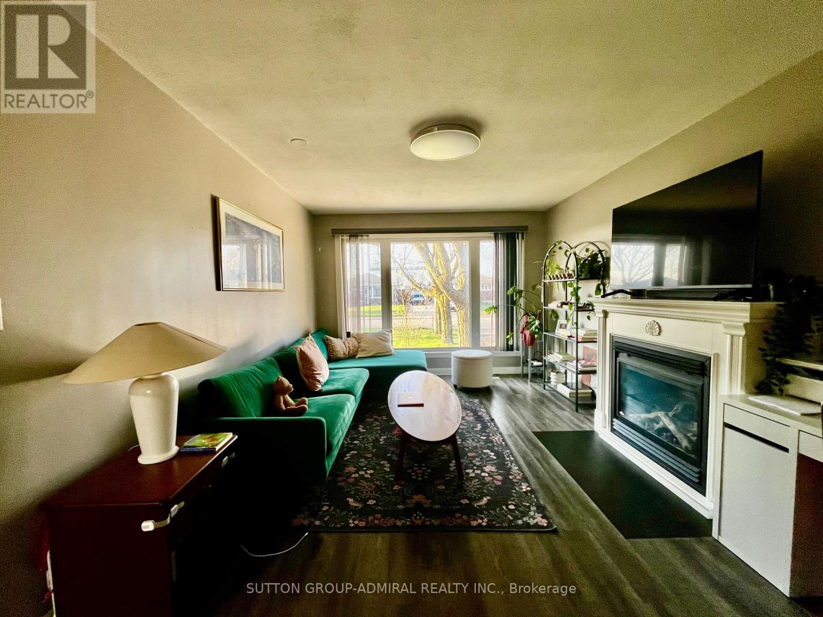 7468 Wanless Street, Niagara Falls, Ontario  L2H 1C9 - Photo 6 - X13024944