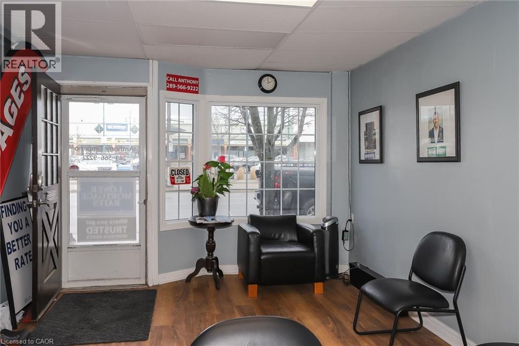 4960 King Street, Beamsville, Ontario  L0R 1B0 - Photo 4 - 40822467