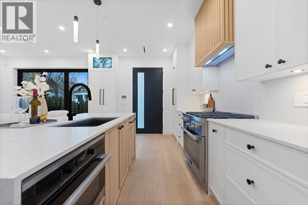 1 2846 W 12th Avenue, Vancouver, British Columbia  V6K 2P9 - Photo 5 - R3098098