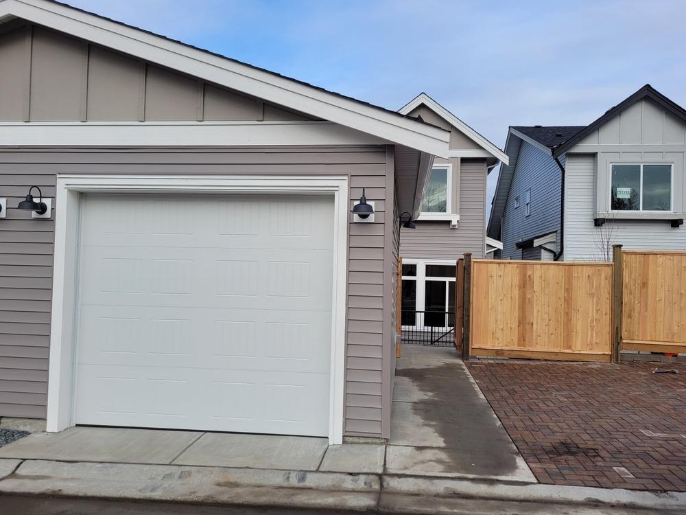 19808 75a Avenue, Langley, British Columbia  V2Y 5K3 - Photo 5 - R3113921