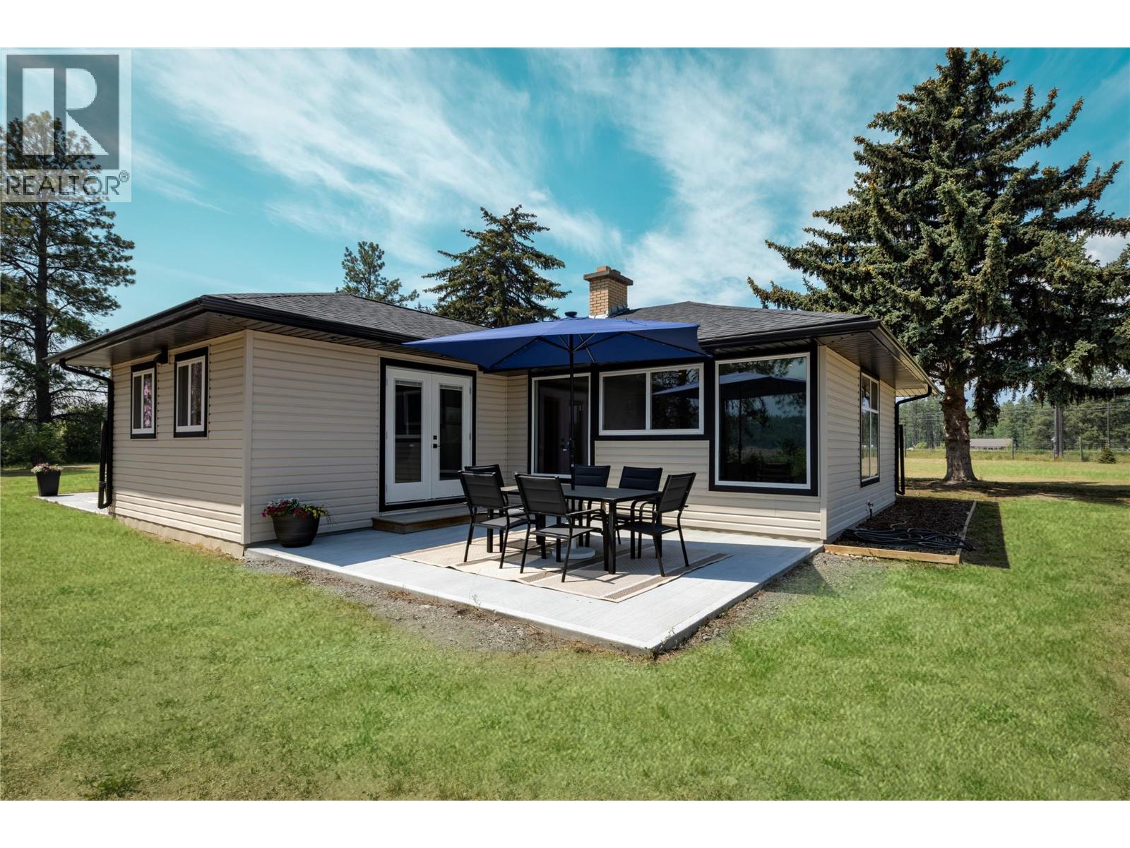 5496 93/95 Highway, Wasa, British Columbia  V0B 0A7 - Photo 6 - 10382734