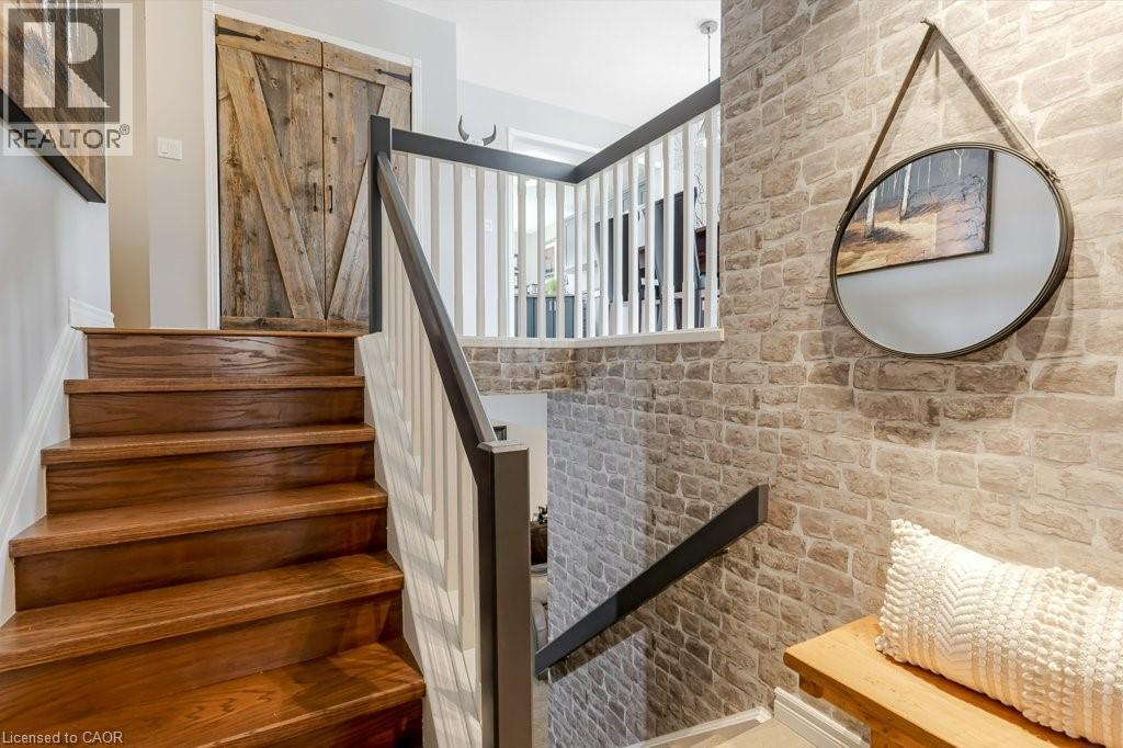 56 Dawn Crescent, Cambridge, Ontario  N3C 4A9 - Photo 4 - 40819146