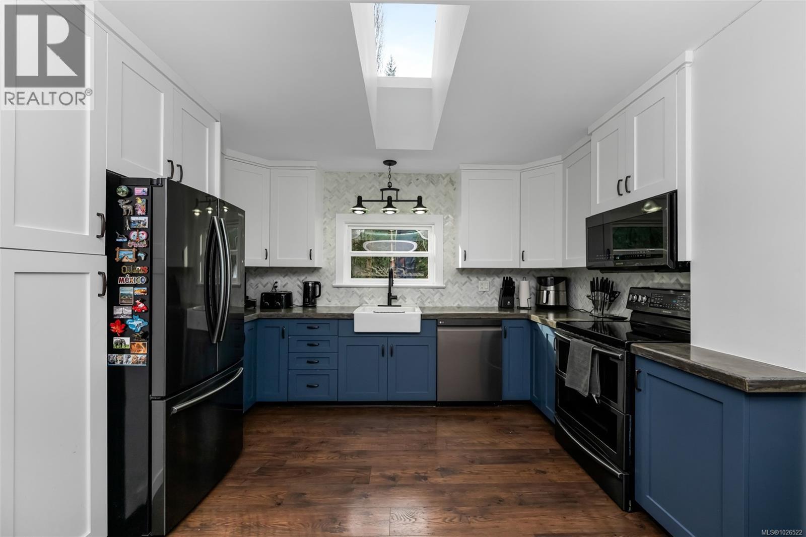 154 Macdonald Rd, Lake Cowichan, British Columbia  V0R 2G0 - Photo 11 - 1026522