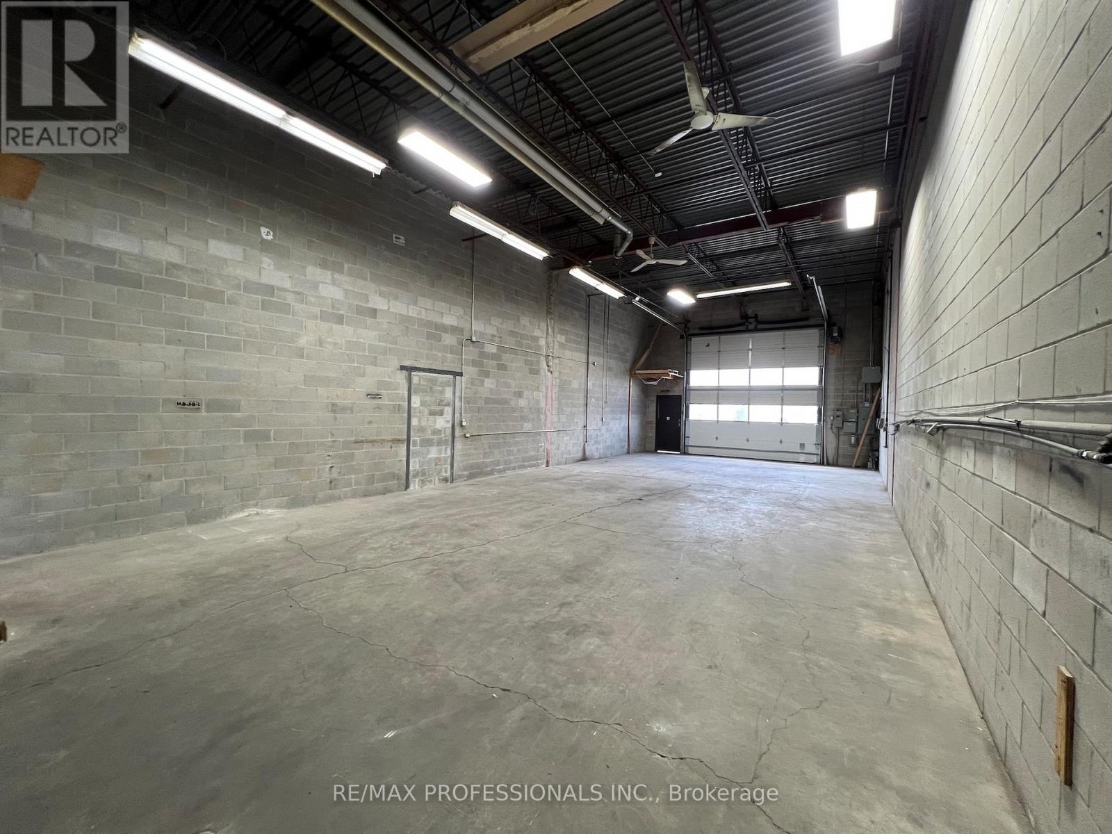 33 - 1310 Midway Boulevard, Mississauga, Ontario  L5T 2K5 - Photo 12 - W12899780