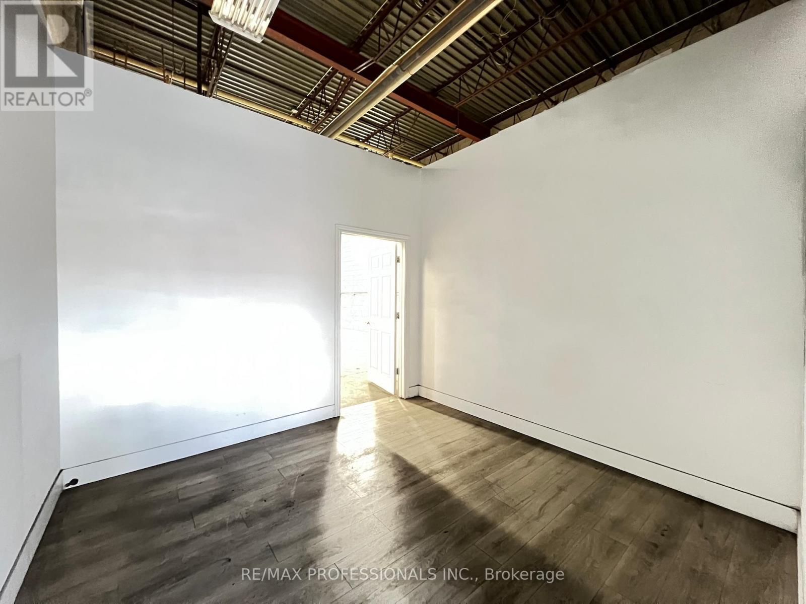 33 - 1310 Midway Boulevard, Mississauga, Ontario  L5T 2K5 - Photo 18 - W12899780