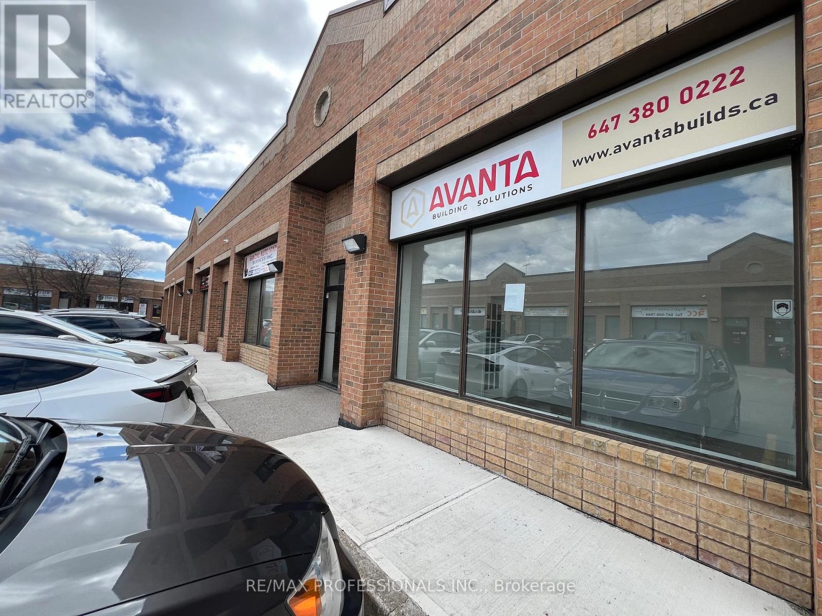 33 - 1310 Midway Boulevard, Mississauga, Ontario  L5T 2K5 - Photo 3 - W12899780