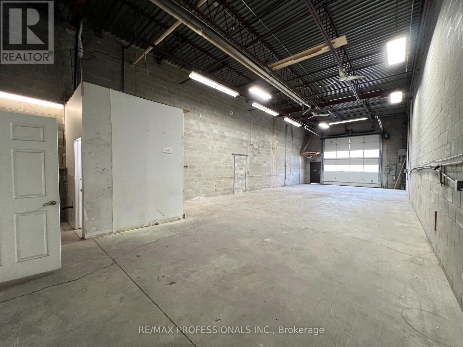 33 - 1310 Midway Boulevard, Mississauga, Ontario  L5T 2K5 - Photo 11 - W12899780