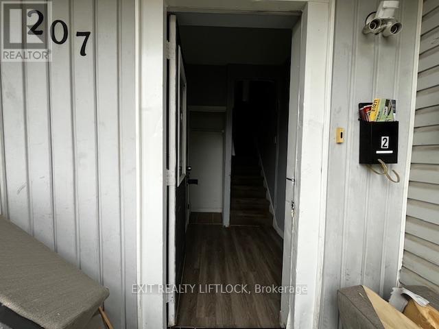 207 Stewart Street, Peterborough, Ontario  K9J 3M6 - Photo 2 - X13025322
