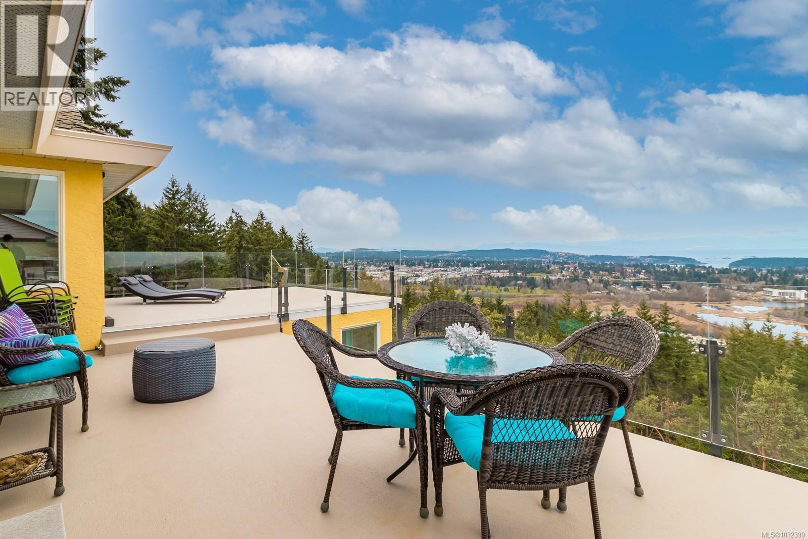 1214 College Dr, Nanaimo, British Columbia  V9R 6A4 - Photo 50 - 1032399