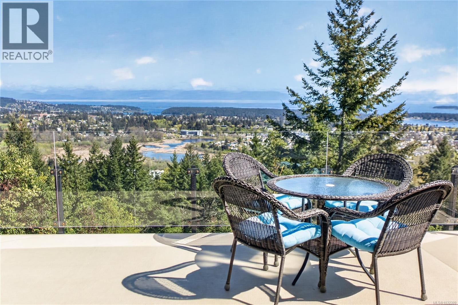 1214 College Dr, Nanaimo, British Columbia  V9R 6A4 - Photo 5 - 1032399