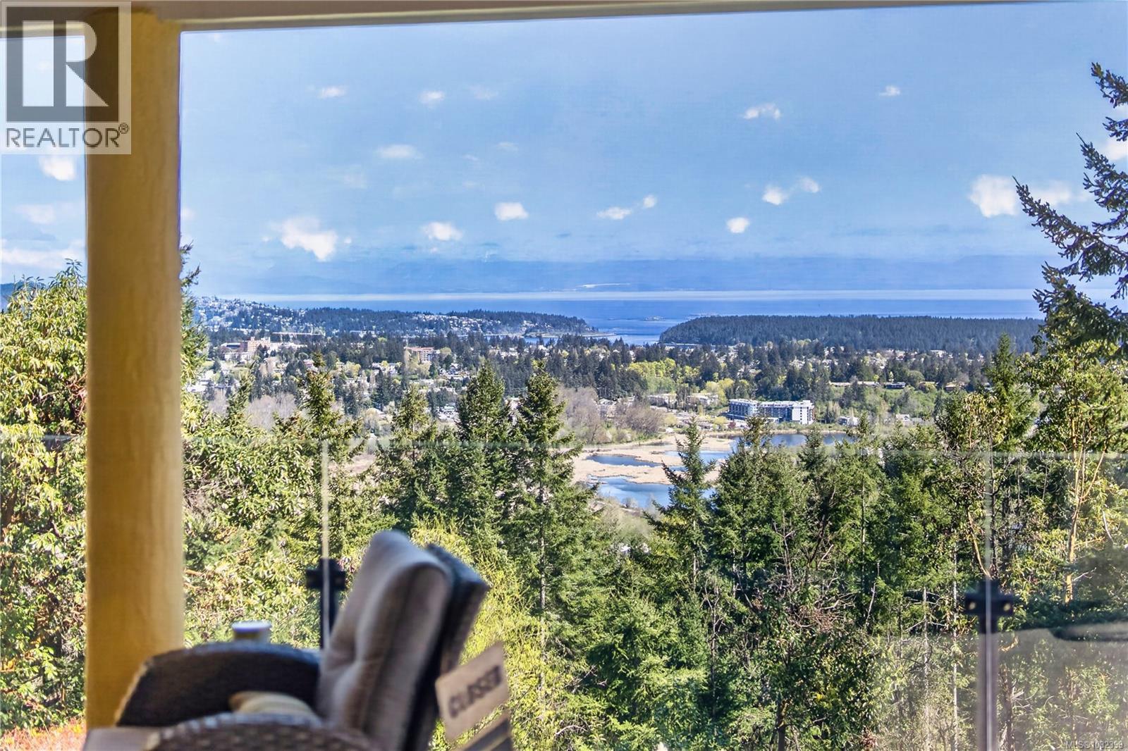 1214 College Dr, Nanaimo, British Columbia  V9R 6A4 - Photo 48 - 1032399