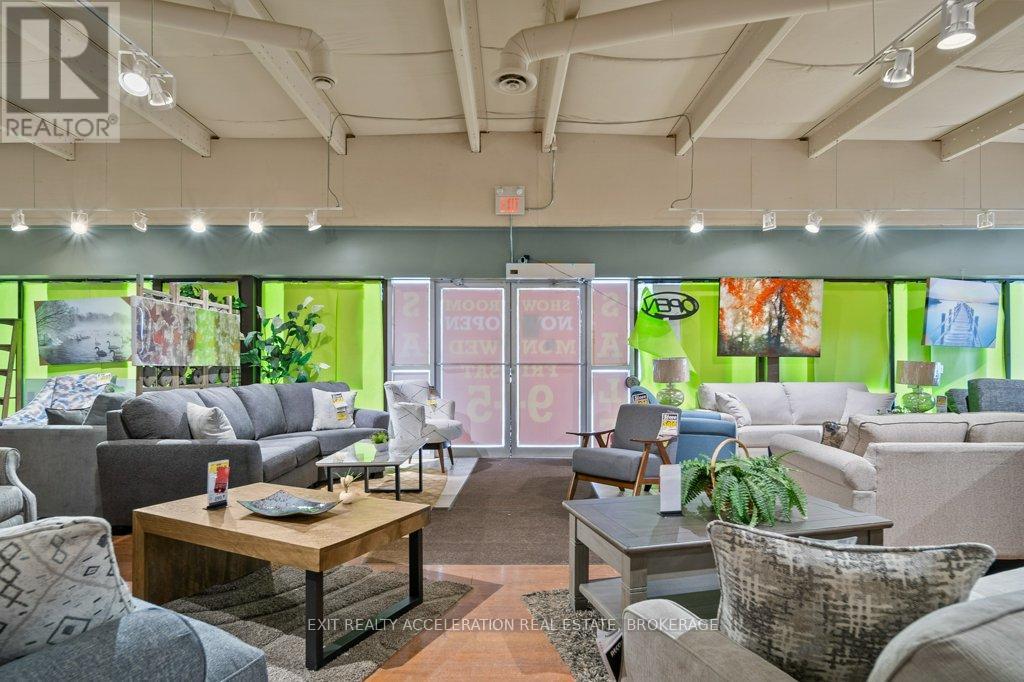 447 Centre Street N, Greater Napanee, Ontario  K7R 3S4 - Photo 4 - X13025294