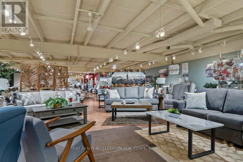 447 Centre Street N, Greater Napanee, Ontario  K7R 3S4 - Photo 5 - X13025294