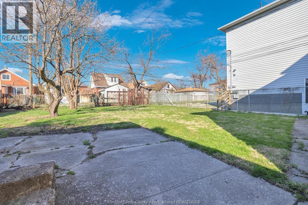539 Campbell Avenue, Windsor, Ontario  N9B 2H5 - Photo 42 - 26008620