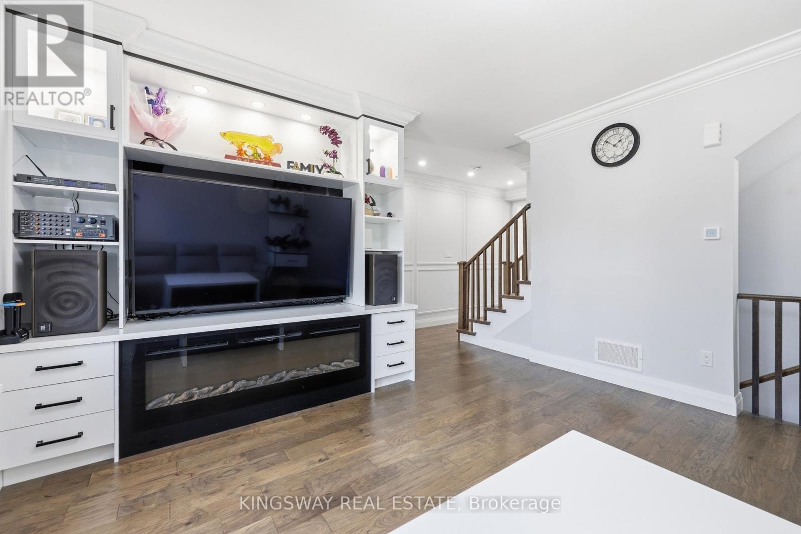 20 - 975 Whitlock Avenue, Milton, Ontario  L9E 1S9 - Photo 8 - W12992702