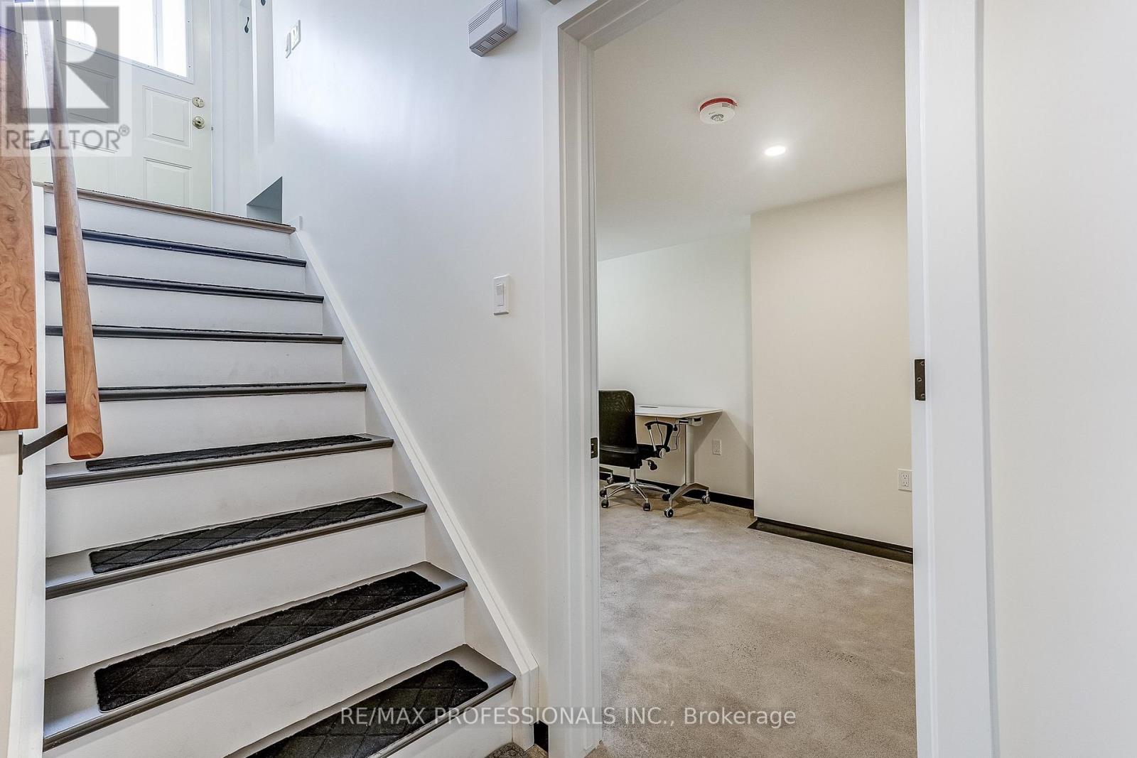 Bsmt - 9 Cashman Crescent, Toronto, Ontario  M6N 4M6 - Photo 5 - W13024642