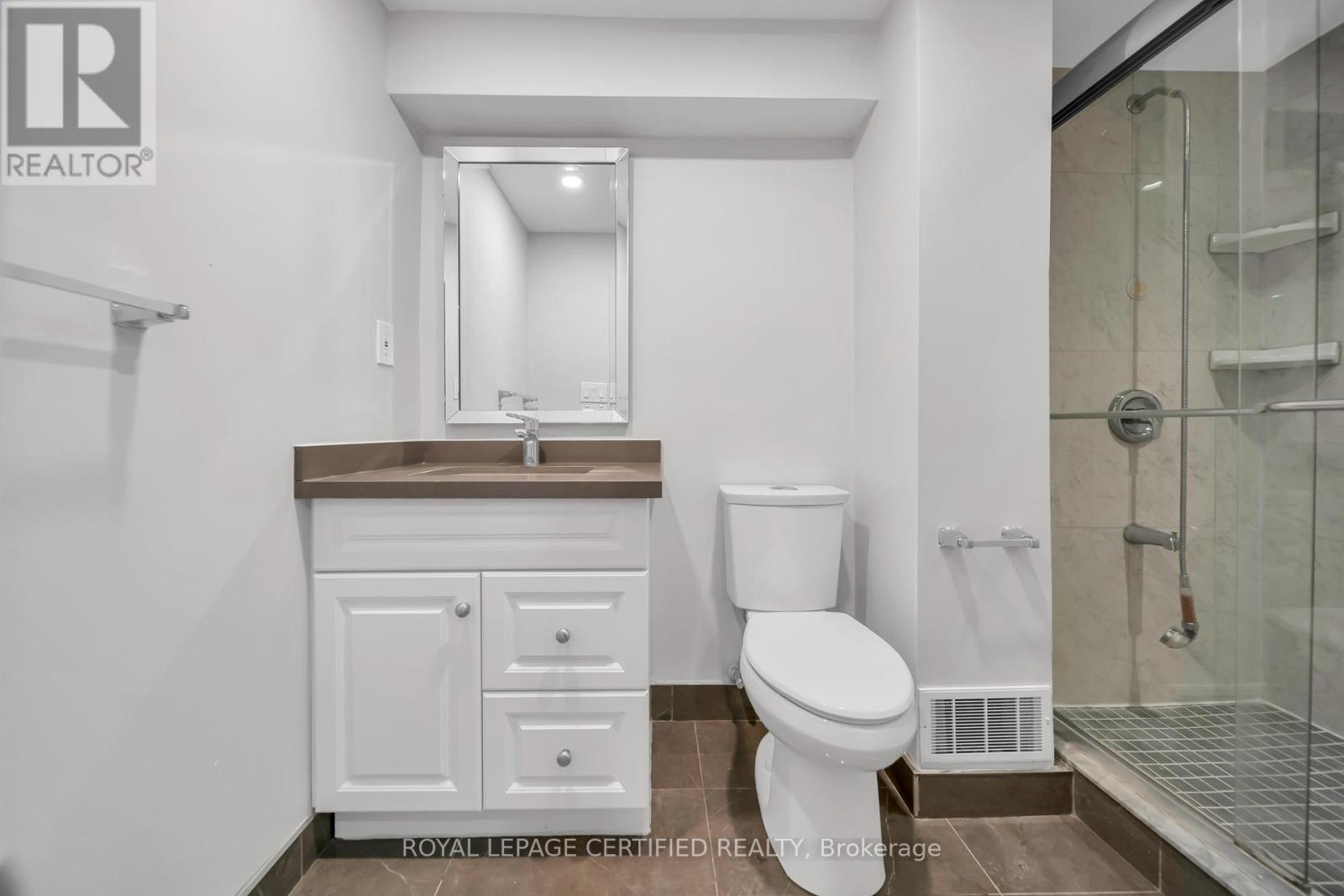 6062 Prairie Circle, Mississauga, Ontario  L5N 5C5 - Photo 48 - W13016756