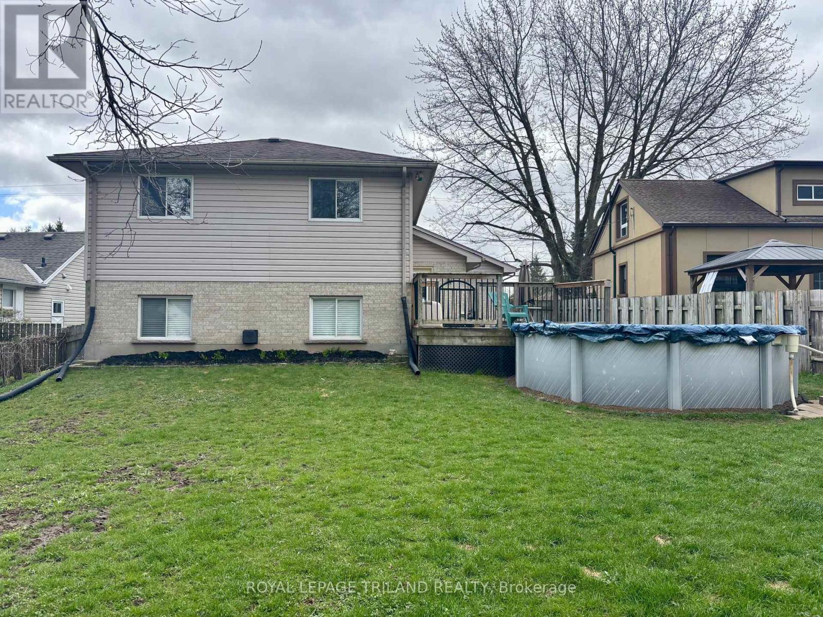 Photo 28 of 32 for 94 Queen Street