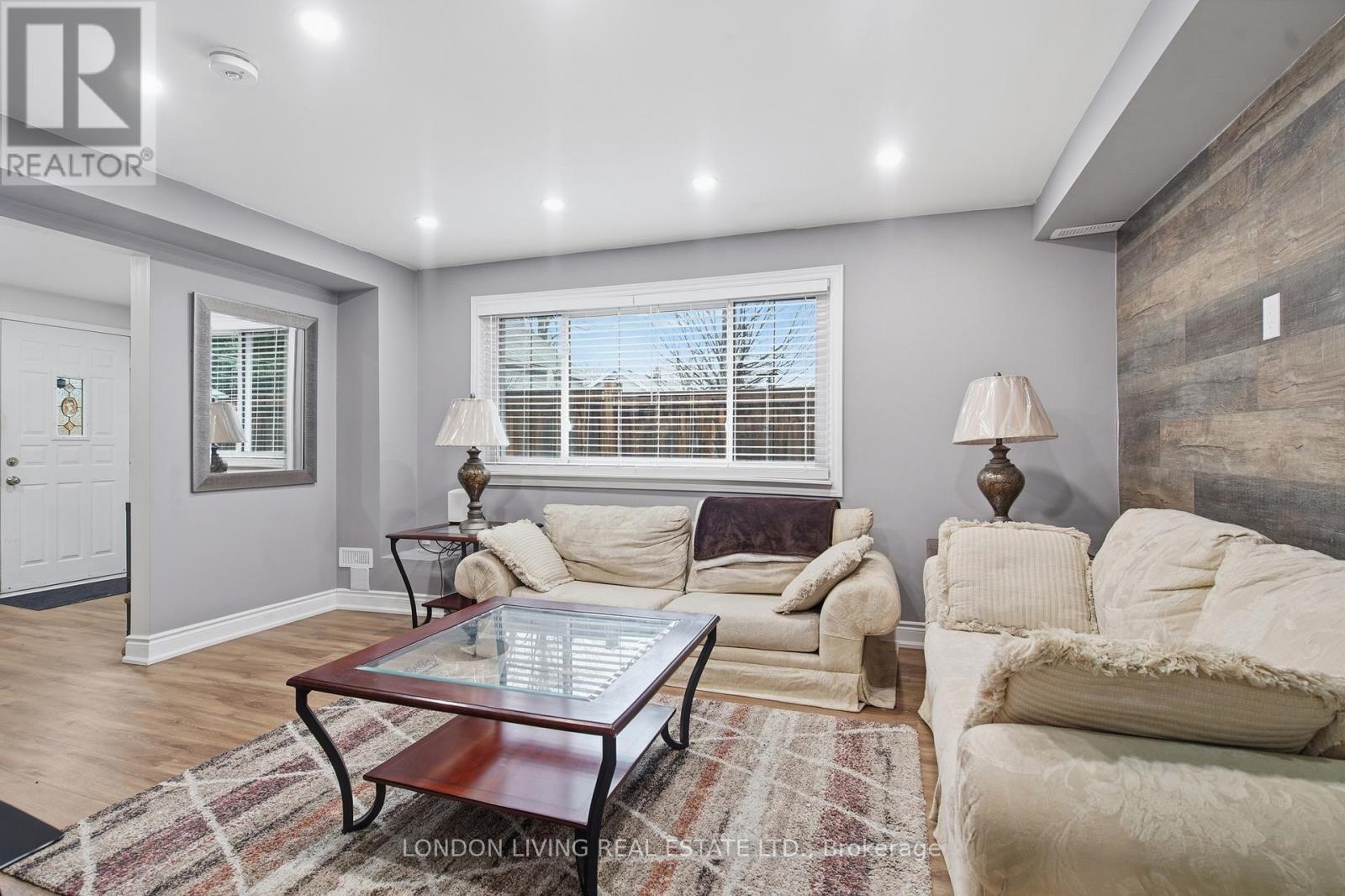 Photo 4 of 17 for 24 Appel Street