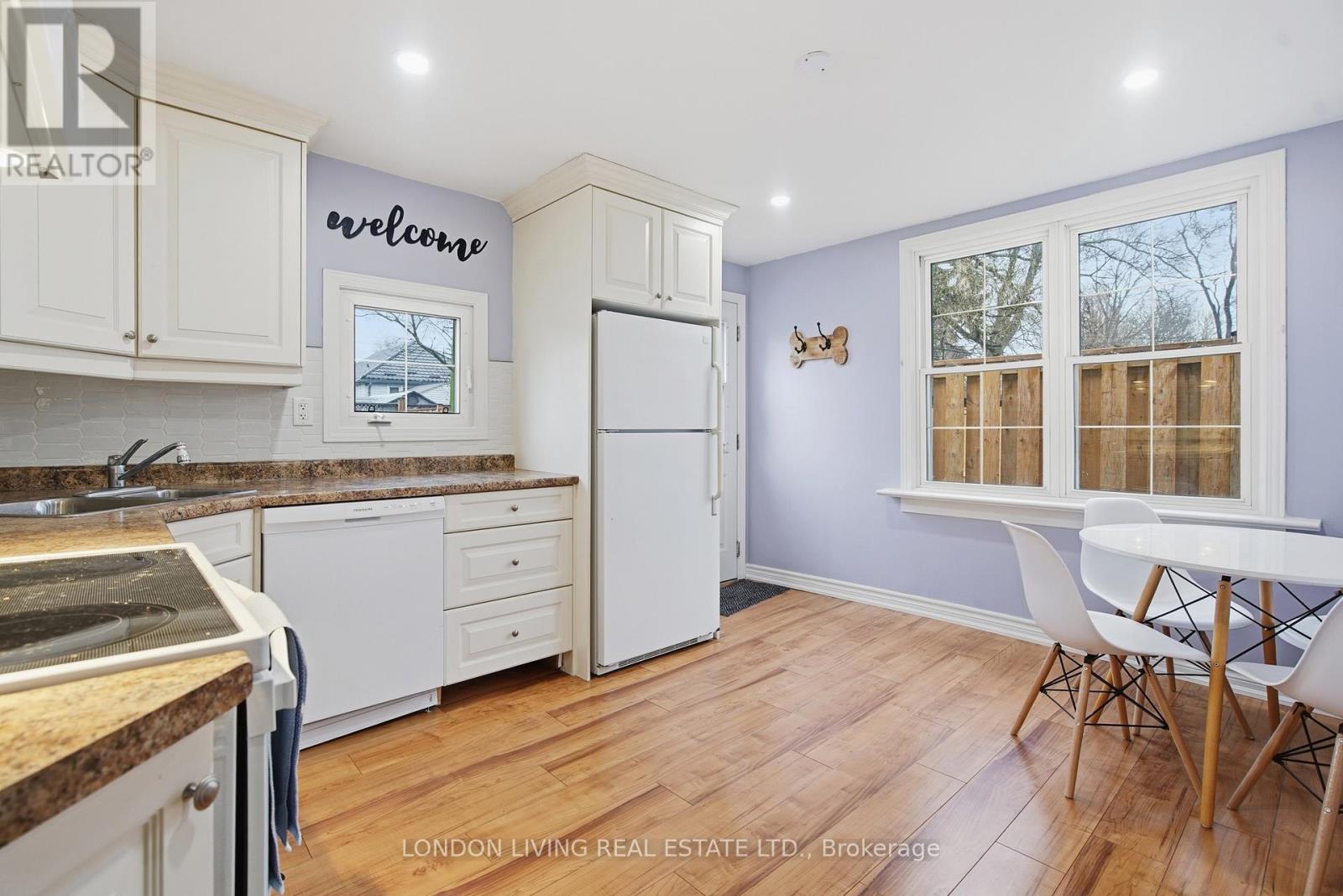 Photo 5 of 17 for 24 Appel Street