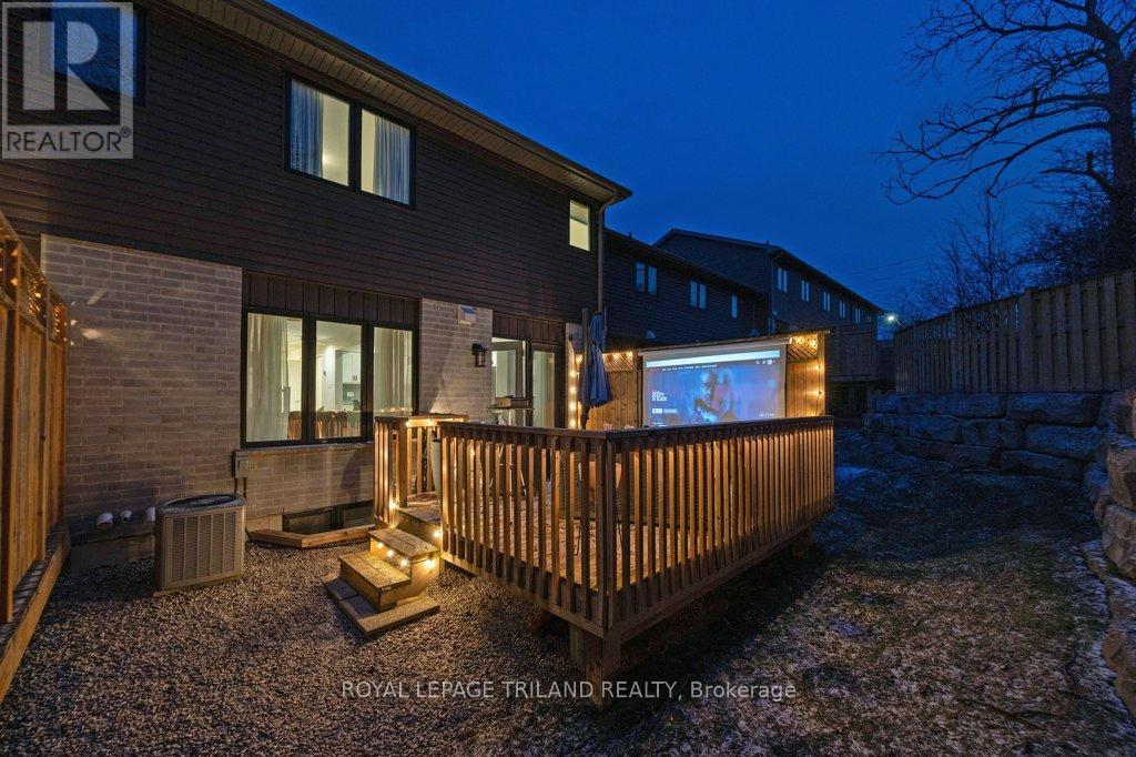 17 - 1110 Meadowlark Ridge, London South, Ontario  N6M 0H4 - Photo 41 - X13025340