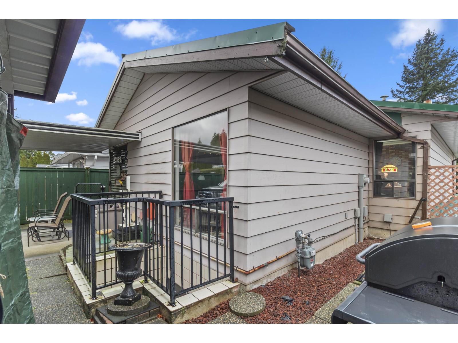 33132 Myrtle Avenue, Mission, British Columbia  V2V 5W1 - Photo 28 - R3113948