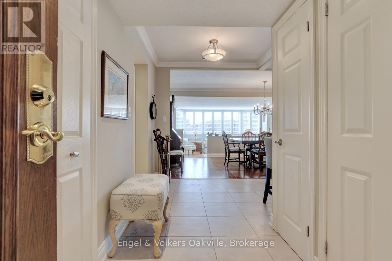 205 - 2180 Marine Drive, Oakville, Ontario  L6L 5V2 - Photo 7 - W13025356