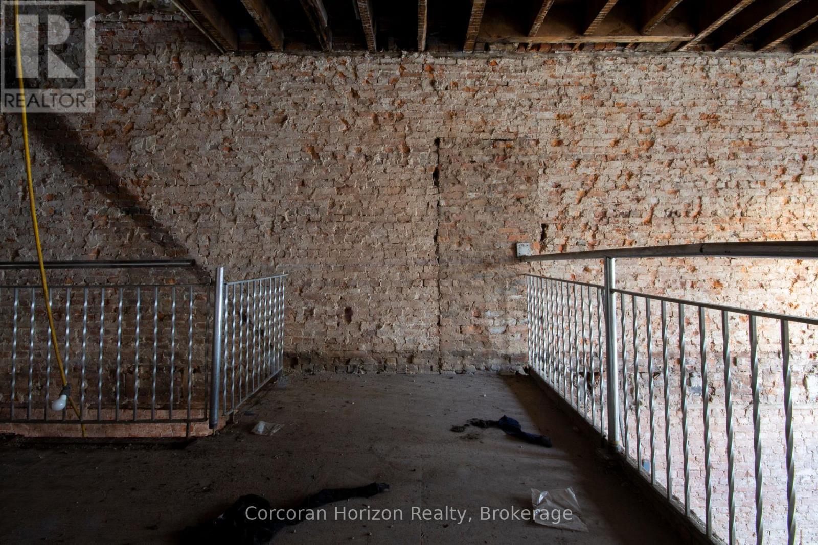 Main - 79 King Street E, Hamilton, Ontario  L8N 1A5 - Photo 15 - X13025140