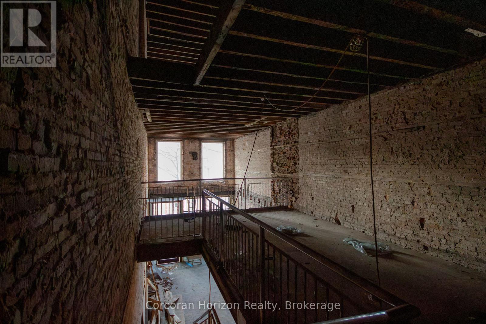 Main - 79 King Street E, Hamilton, Ontario  L8N 1A5 - Photo 17 - X13025140