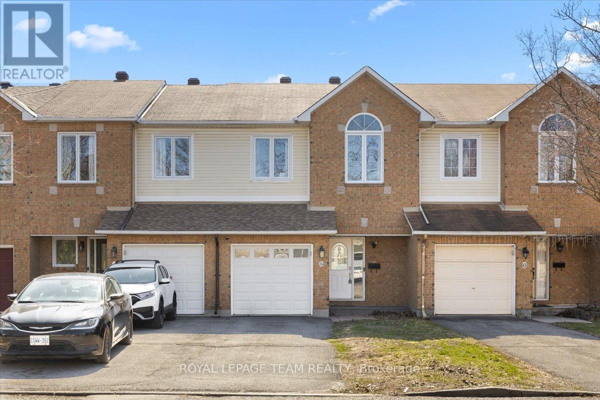 8 CROWNRIDGE DRIVE, Ottawa, Ontario