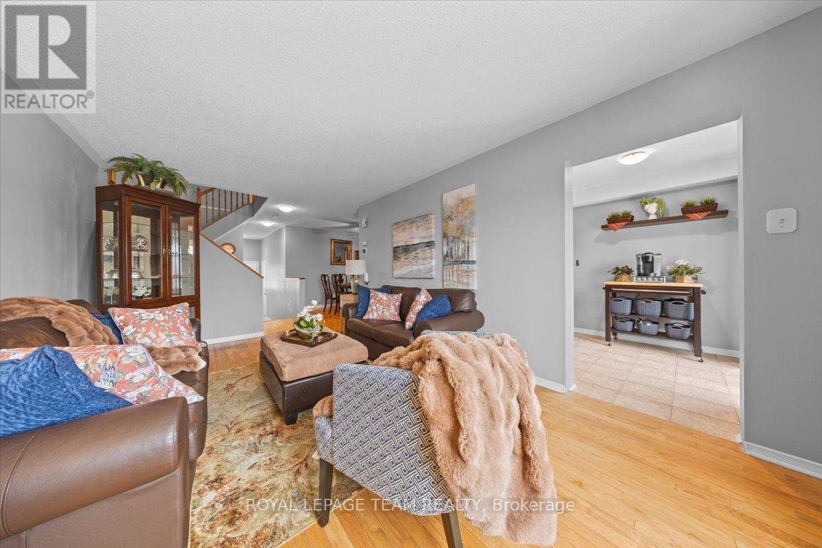 8 Crownridge Drive, Ottawa, Ontario  K2M 2M8 - Photo 12 - X13025178