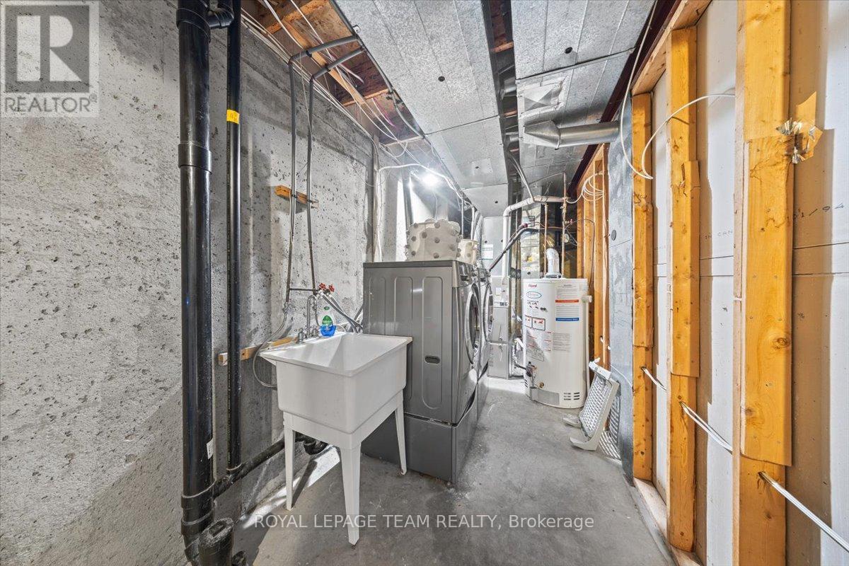 8 Crownridge Drive, Ottawa, Ontario  K2M 2M8 - Photo 34 - X13025178