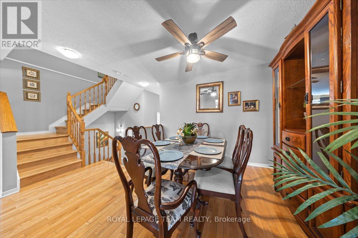 8 Crownridge Drive, Ottawa, Ontario  K2M 2M8 - Photo 7 - X13025178