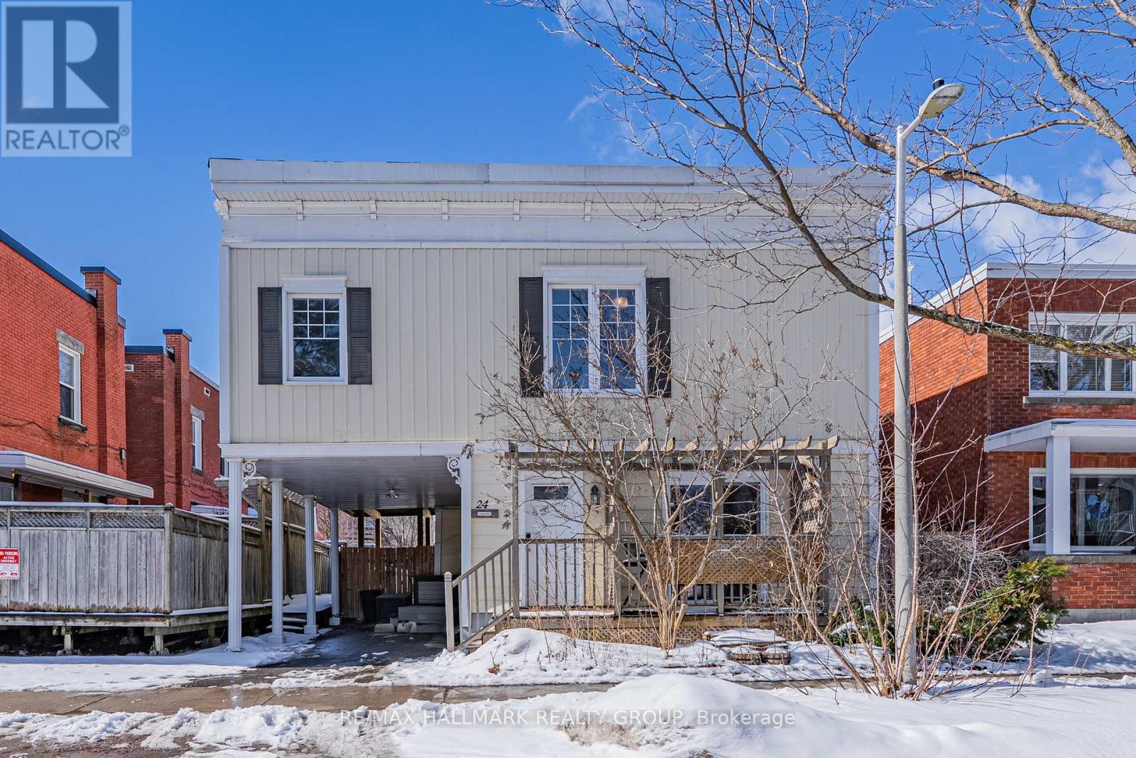 24 PATRO STREET, Ottawa, Ontario