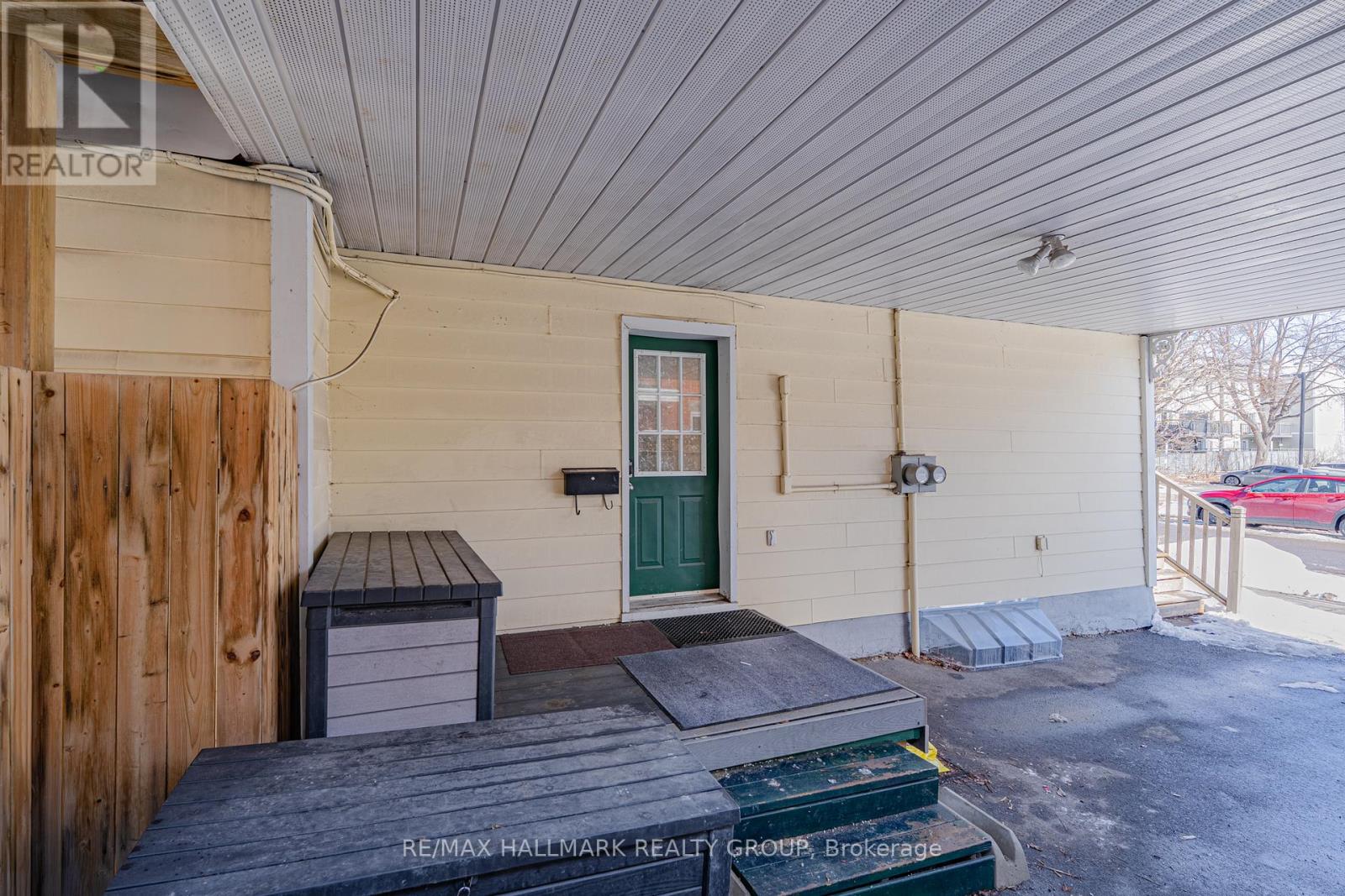 24 Patro Street, Ottawa, Ontario  K1N 8B1 - Photo 4 - X13025180