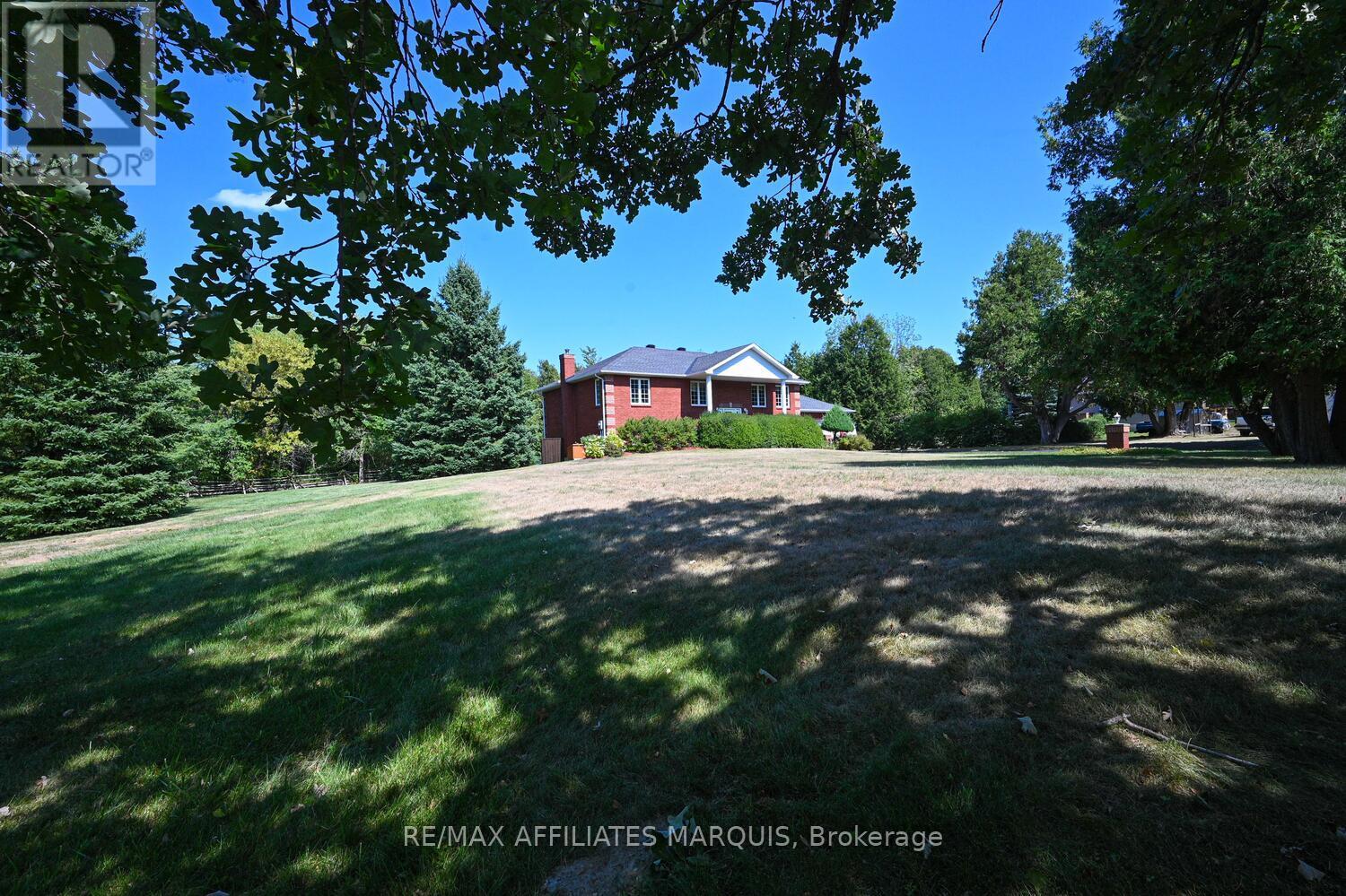 156 Bay Road, Rideau Lakes, Ontario  K0G 1L0 - Photo 3 - X13025228